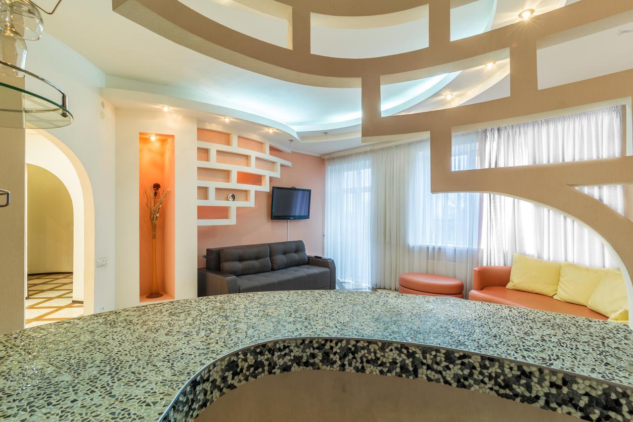 Lux Near Most City With Panoramic Windows 드네프로페트로프스크 외부 사진
